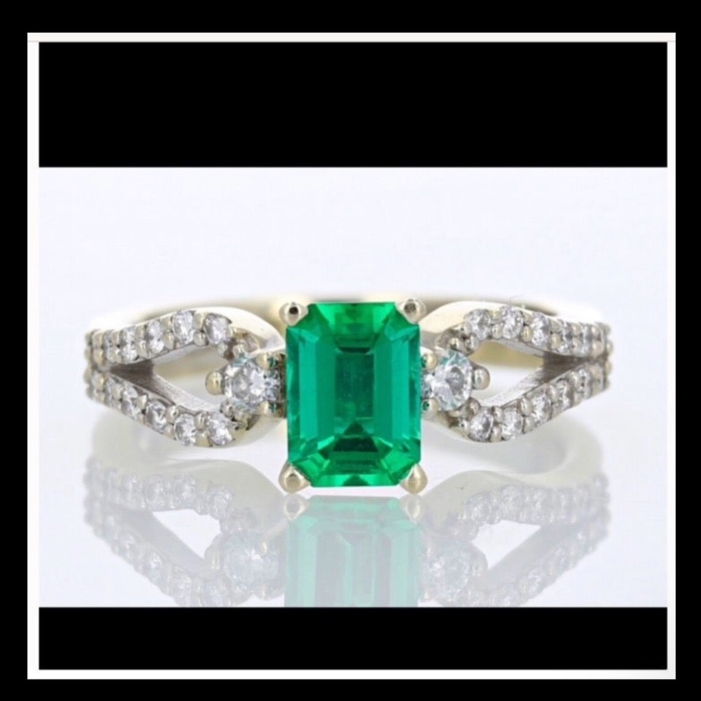 14k Dana Augustine Emerald Cut Emerald & Diamond Ring ☘️